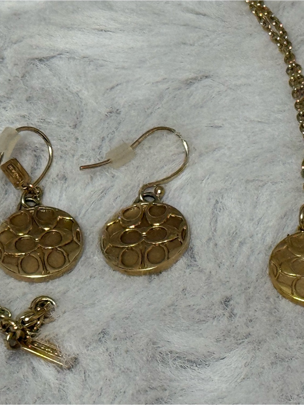 Coach Pink Druzy-Inspired Necklace, Earring and Ring Set - Gold-Tone. NWOT - Picture 14 of 15